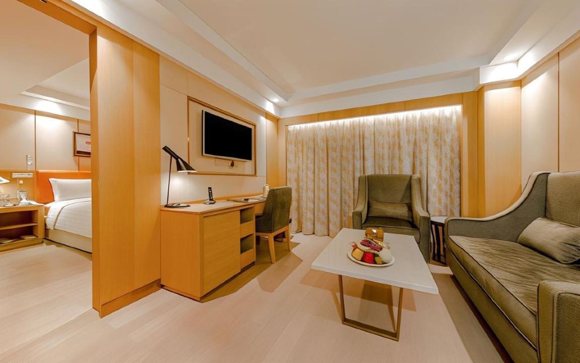 Royal Dragon Hotel Макао Екстериор снимка