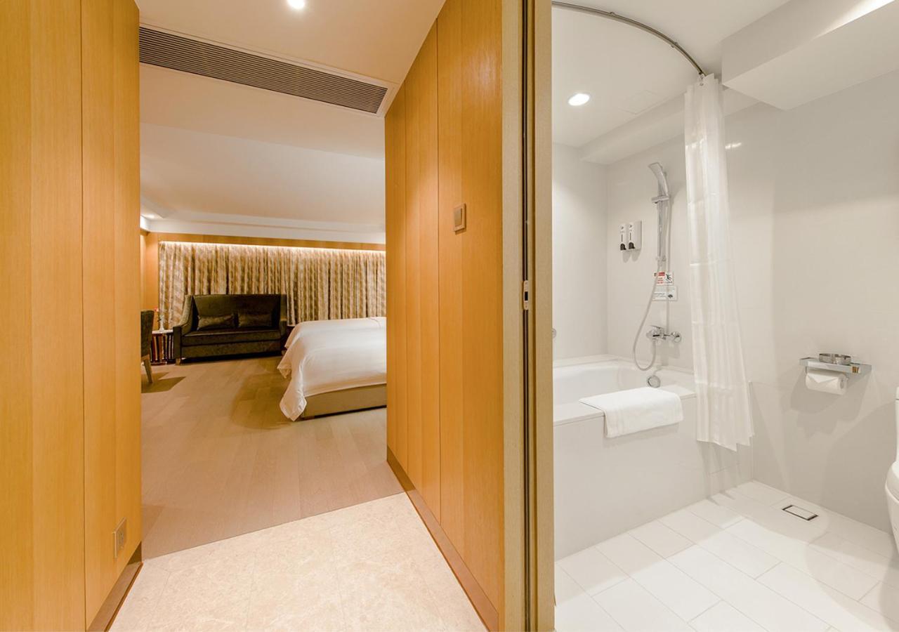 Royal Dragon Hotel Макао Екстериор снимка