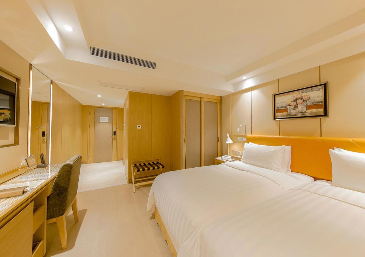 Royal Dragon Hotel Макао Екстериор снимка