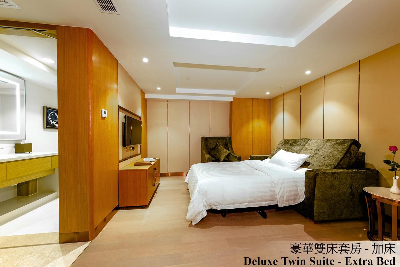 Royal Dragon Hotel Макао Екстериор снимка